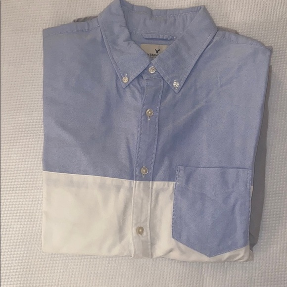 American Eagle Men’s button down - Picture 2 of 3